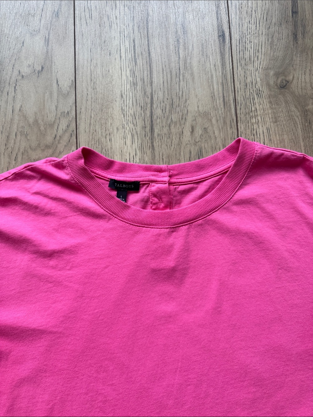 Talbots Bright Pink Short Sleeve Crewneck T-Shirt Women’s Large Back Button Up